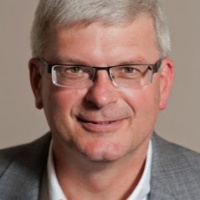 Dr. Edward E Leuschner, MD